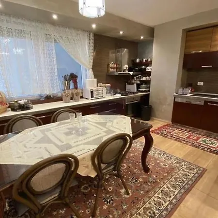 Airbnb
